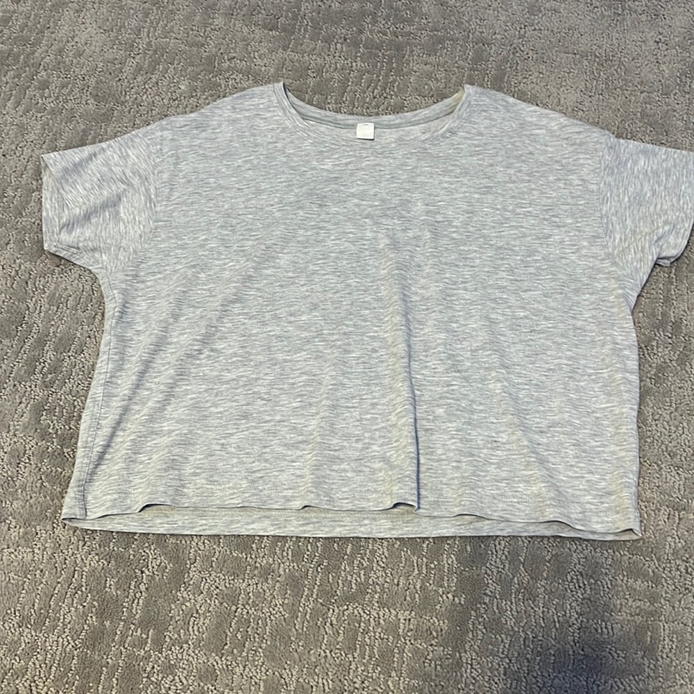 Crops work out tee that’s super light and comfortable